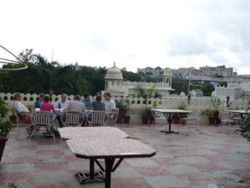 Tripli Hotels Shambhu Villas Udaipur Exterior photo